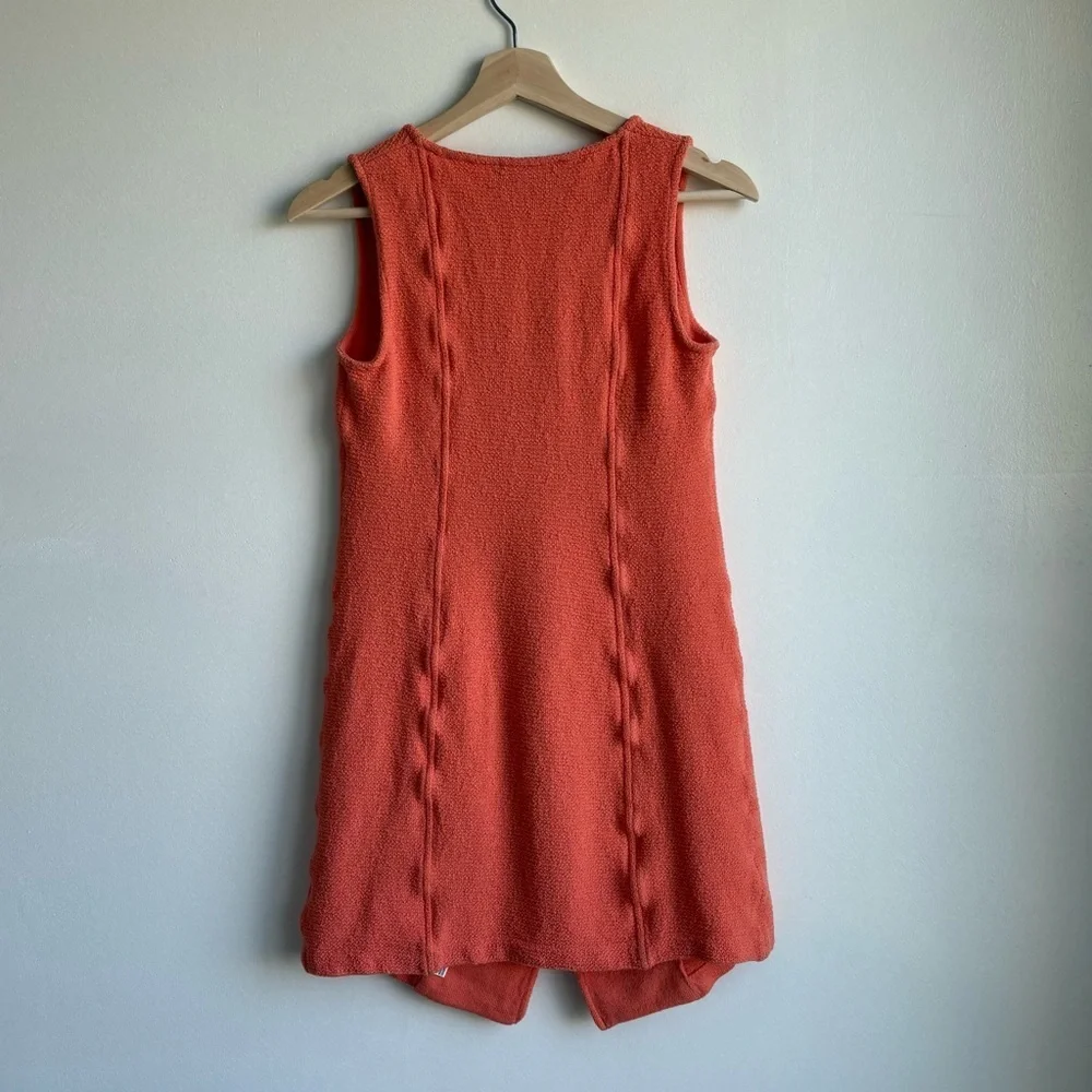 St. John Coral Orange Textured Knit Sleeveless Zip Front Dress with Pockets Sz 4 - Picture 6 of 6